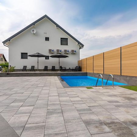 Apartments & Room Forest Slunj Εξωτερικό φωτογραφία