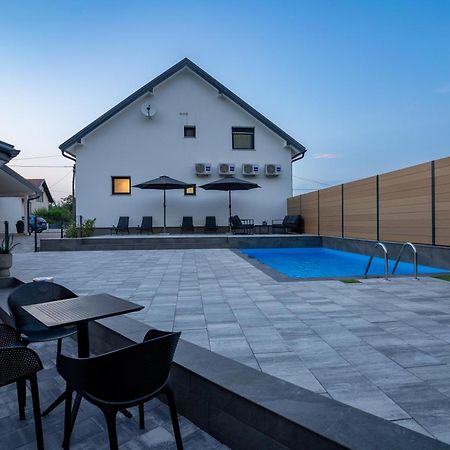 Apartments & Room Forest Slunj Εξωτερικό φωτογραφία
