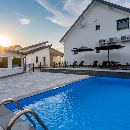 Apartments & Room Forest Slunj Εξωτερικό φωτογραφία