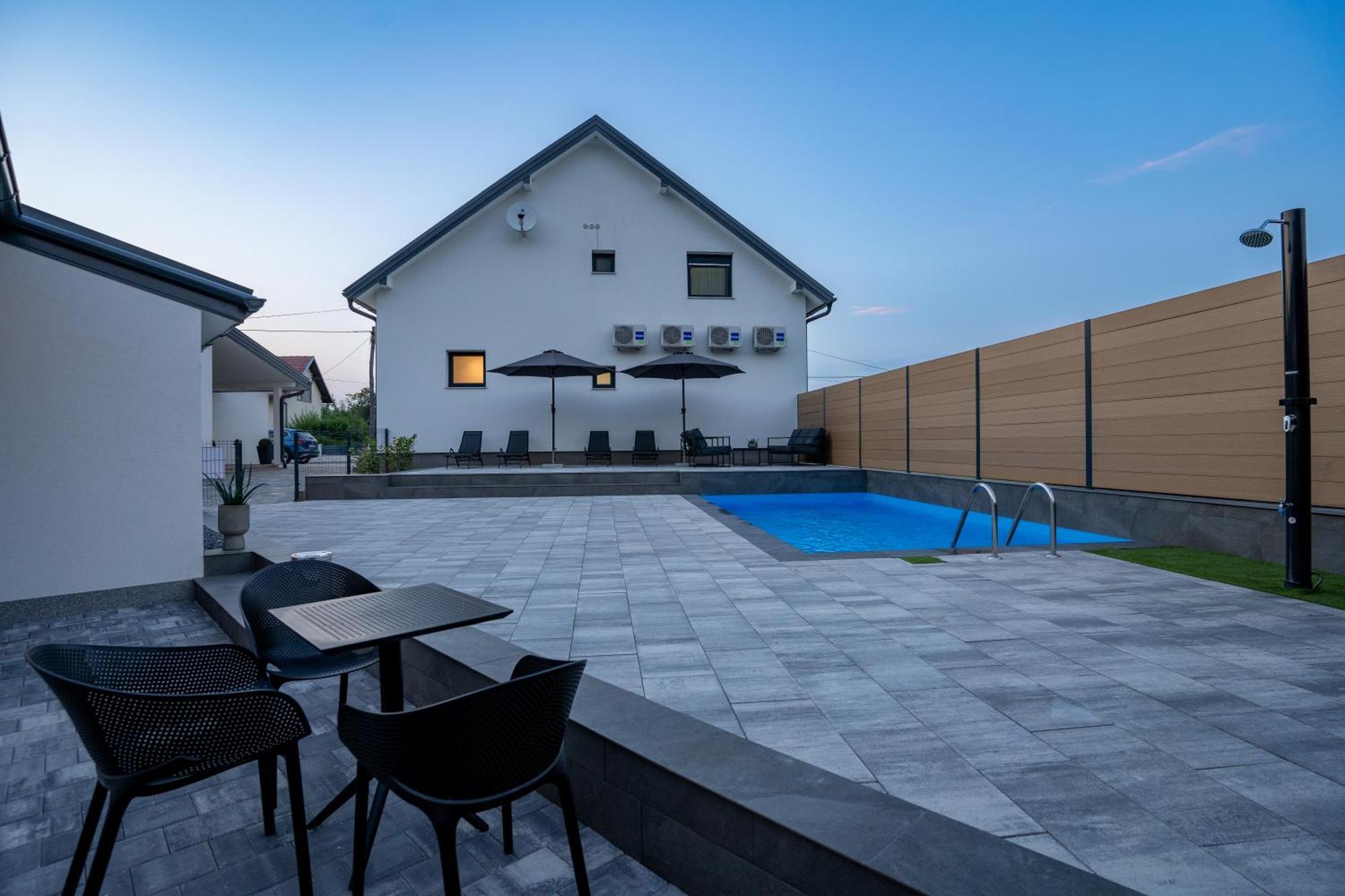 Apartments & Room Forest Slunj Εξωτερικό φωτογραφία